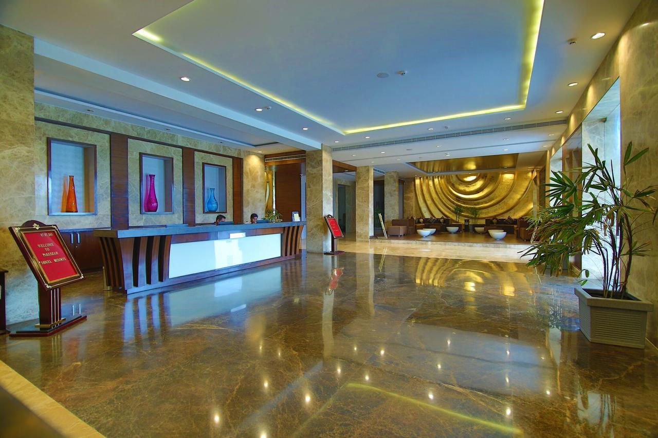 Cs Boutique Hotel Faridabad Buitenkant foto